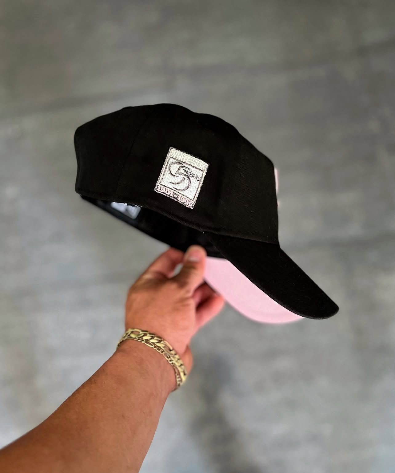 Chicago White Sox 95Y. "Black and Pink"