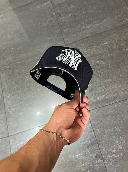 New York Yankees WS99 "Illusion N."