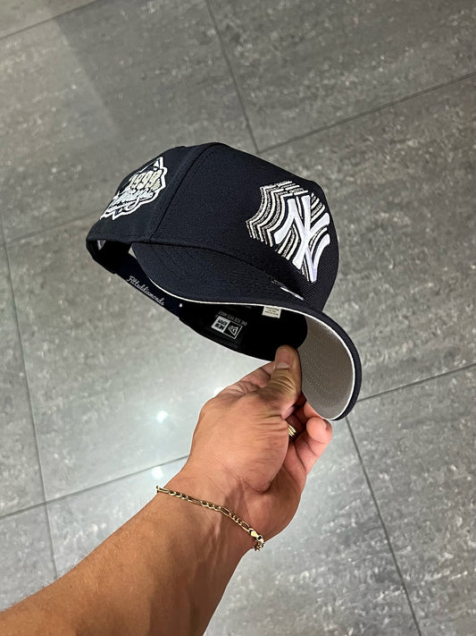 New York Yankees WS99 "Illusion N."